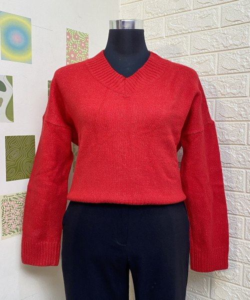 red V Neck Knitted Pullover