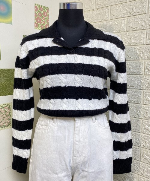 Black & White  Collar Neck  Knitted Pullover