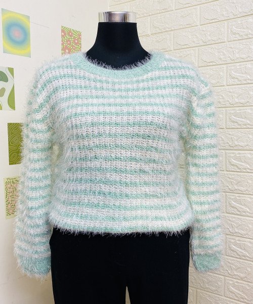 Green With White Line Fur Pullover