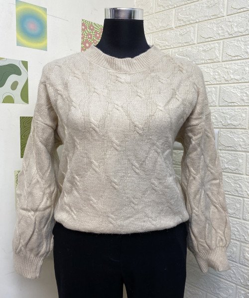 Round Neck   Winter Sweater