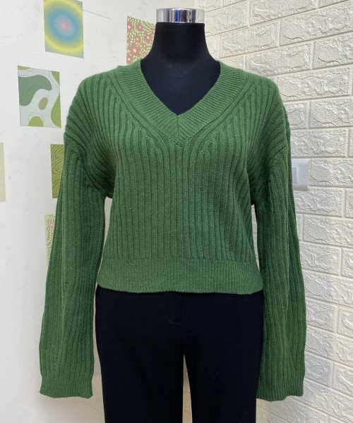 Green  V  Neck  Knitted   Pullover