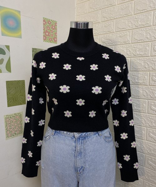 Black White Flower Printed Knit Pullover