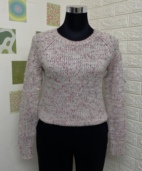 White Round Neck  Pullover