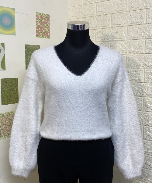 White V Neck Winter Fur Pullover