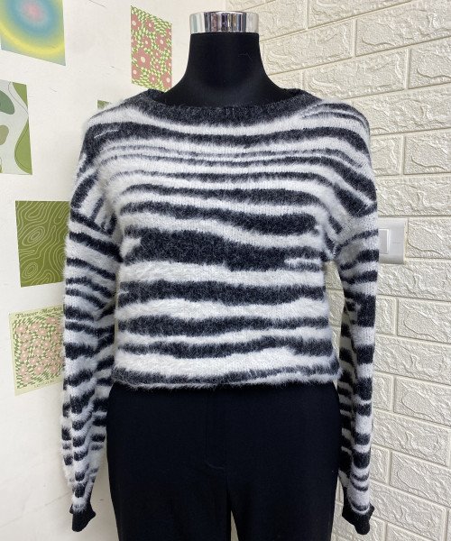 Black   With  White  Knitted Fur Pullover