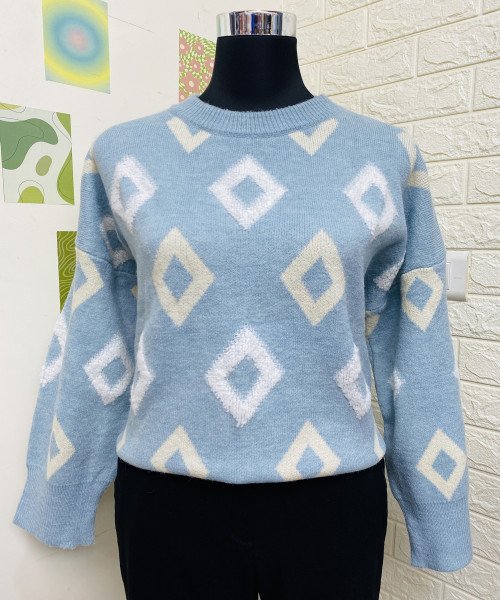 Sky Blue  Round  Neck Knitted Pullover