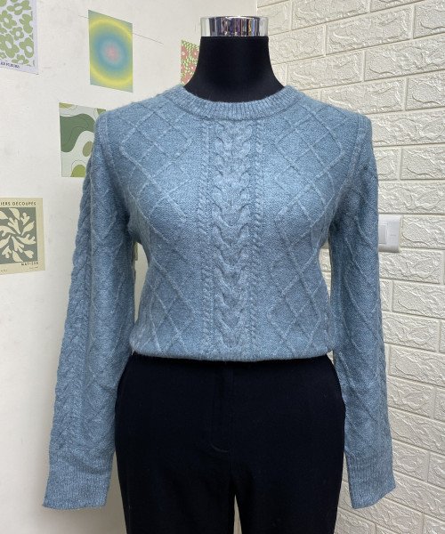 Round  Neck  Winter Knit Pullover