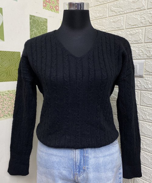 Black  V Neck  Knitted  Pullover