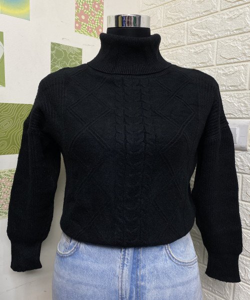 Black  High  Neck Knitted Pullover