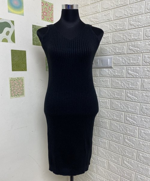 Black V Neck Winter Dress